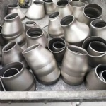 reducing pipe fitting